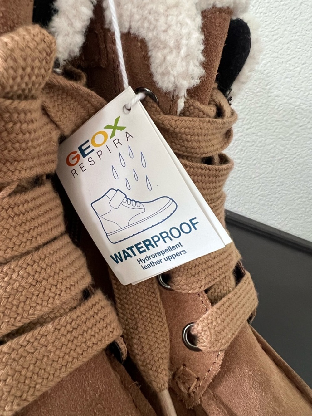 Geox Tan Suede Waterproof Shearling-Trim Ankle Boots girls size 3 - Picture 3 of 13